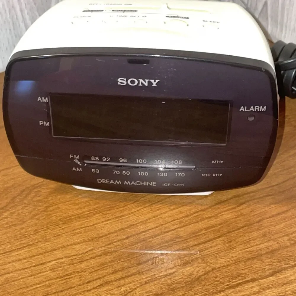 Sony Dream Machine ICF-C111 AM FM Alarm Clock Radio White Snooze Tested